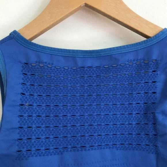 Gymshark Crop‎ Top - Picture 9 of 9